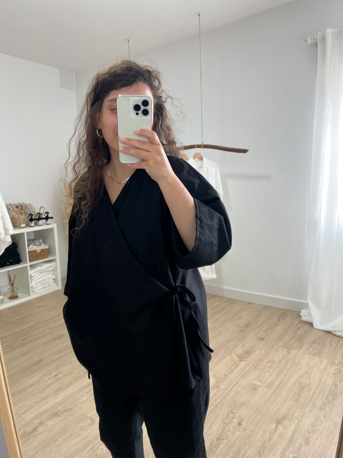 Acapulco blouse black linen