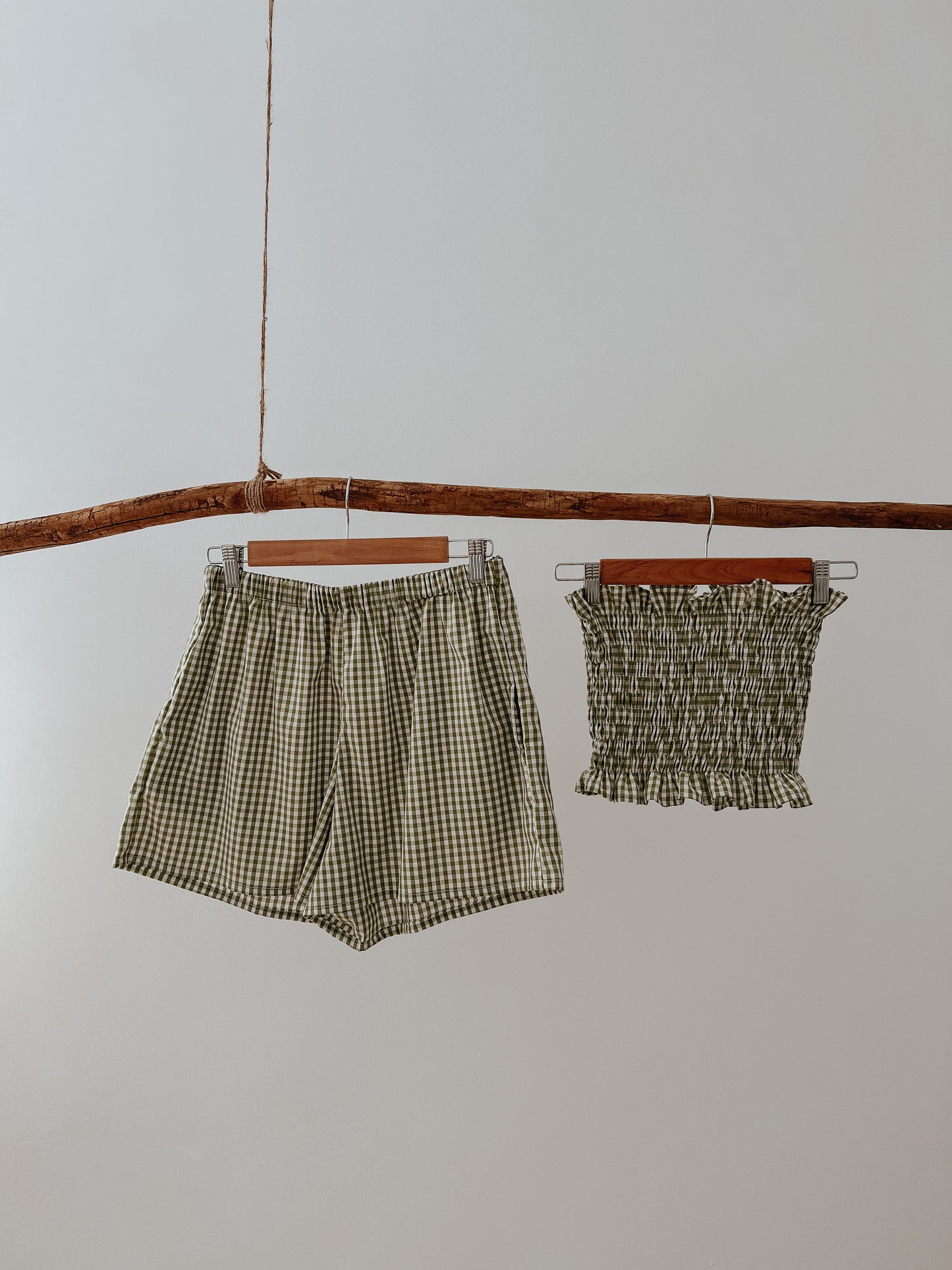 Shorts cuadro verde