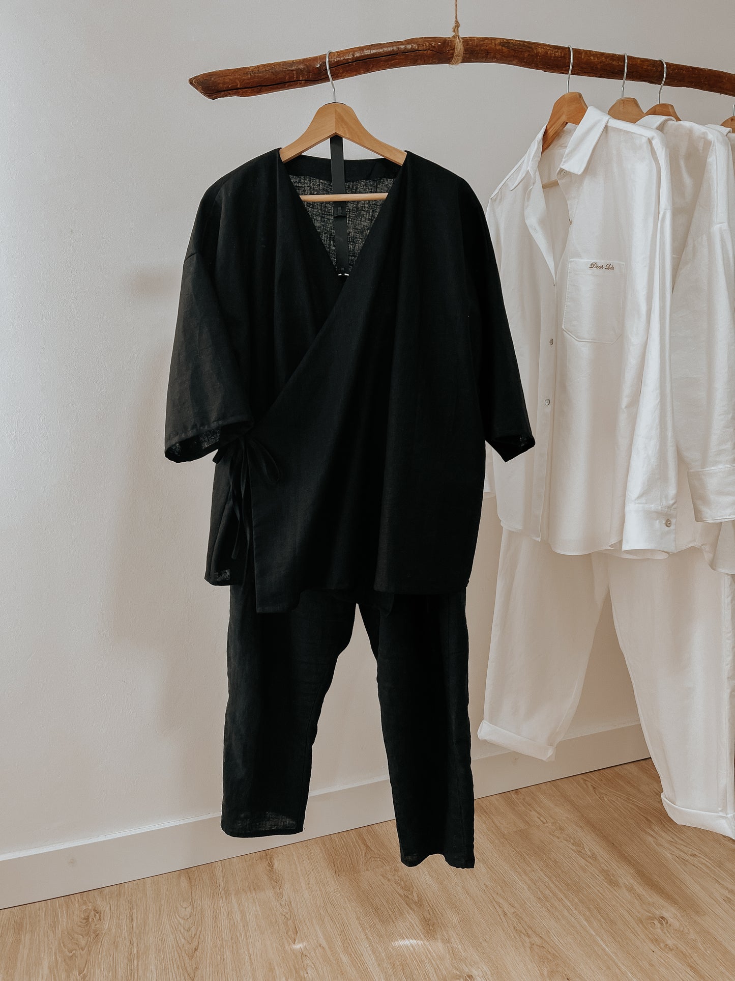 Acapulco blouse black linen