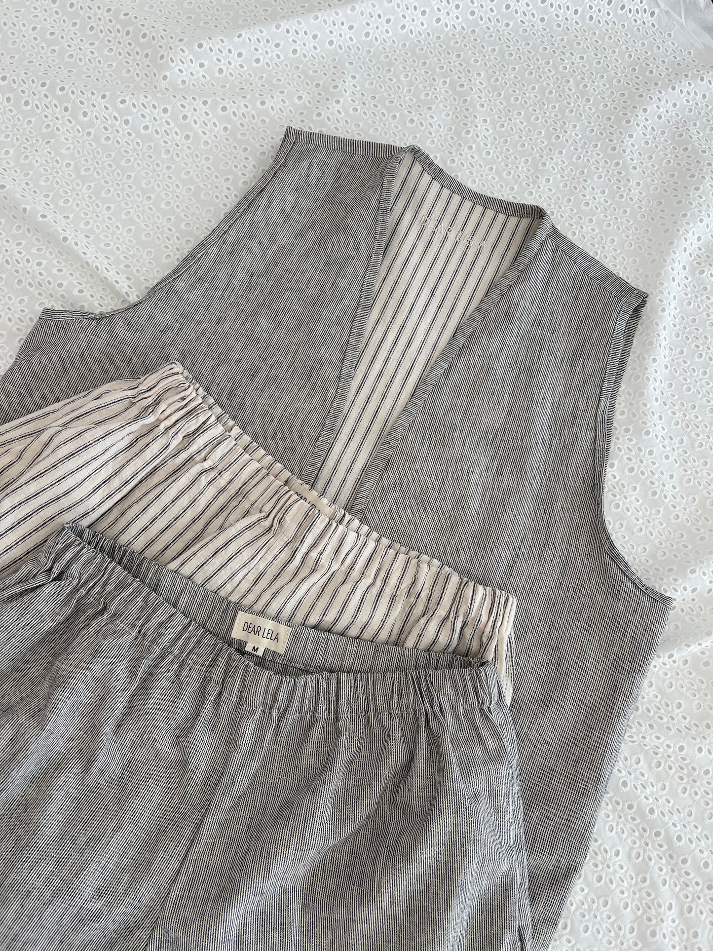 Striped linen shorts