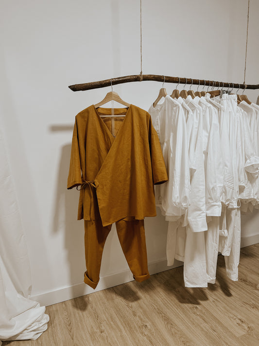 Acapulco blouse black linen