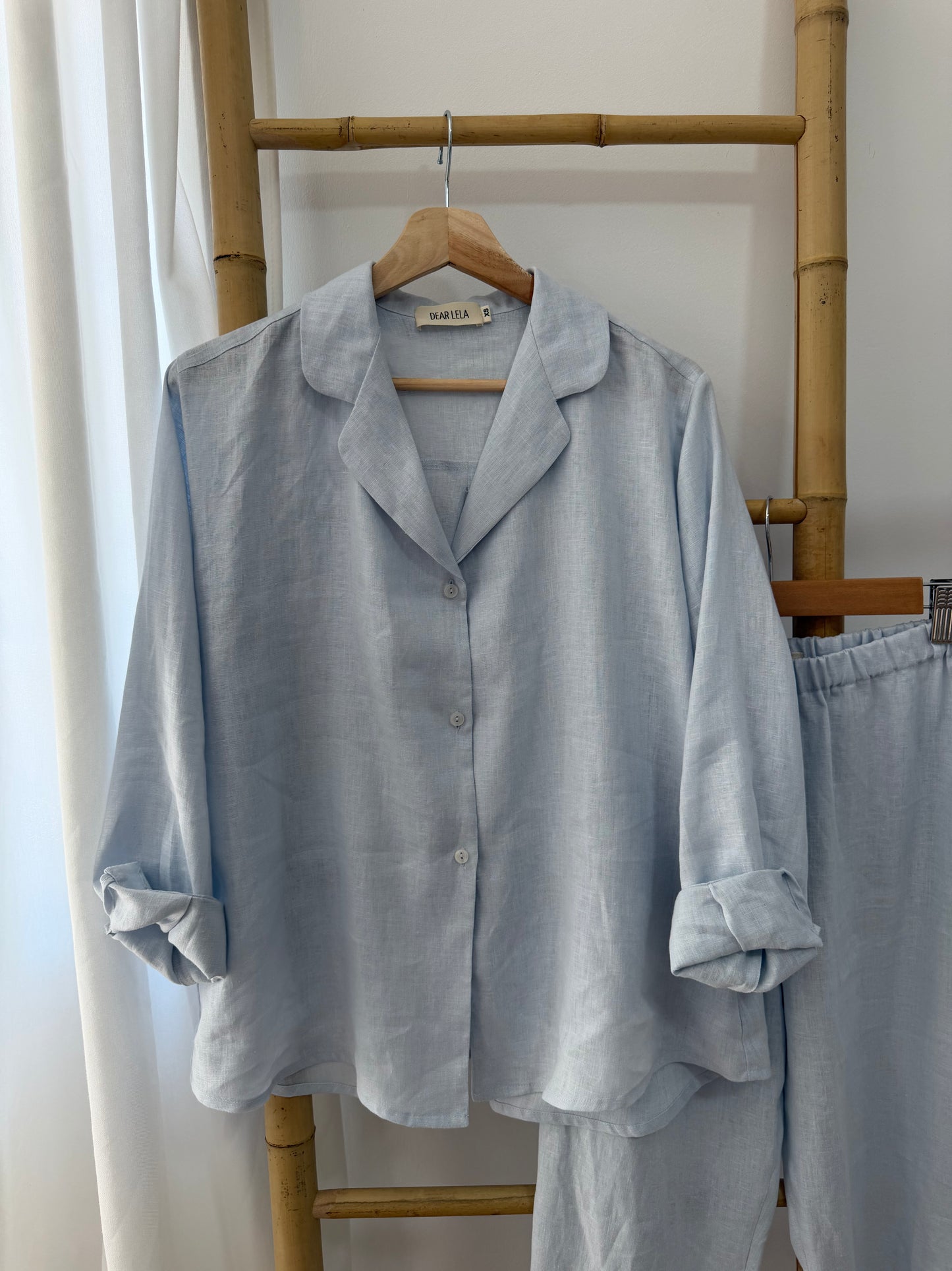 Camisa Olivia lino azul bebé
